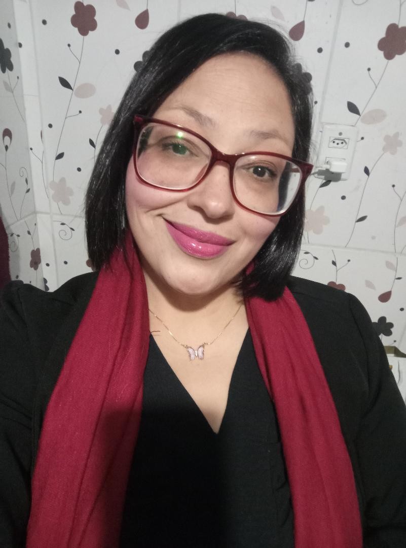 Marcia Silveira Sutério 