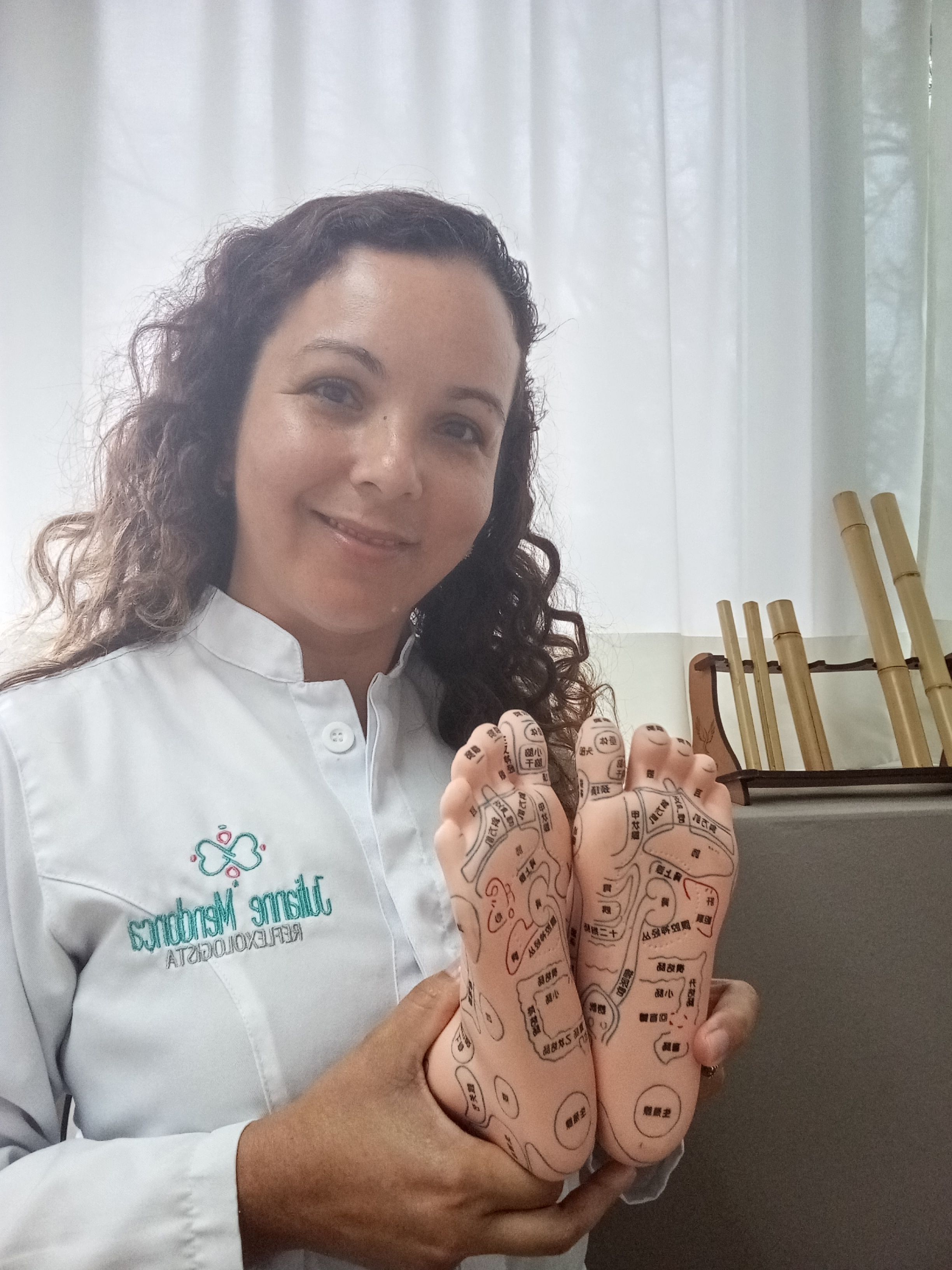 Juliane Ribeiro Mendonça , massoterapeuta