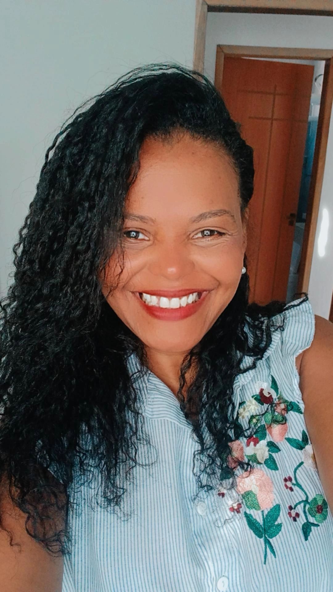 Mônica Paulista caetano , massoterapeuta em Magé, RJ