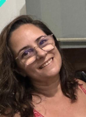 Florencia Márquez Rossi Cabral , massoterapeuta em Pirapora, MG