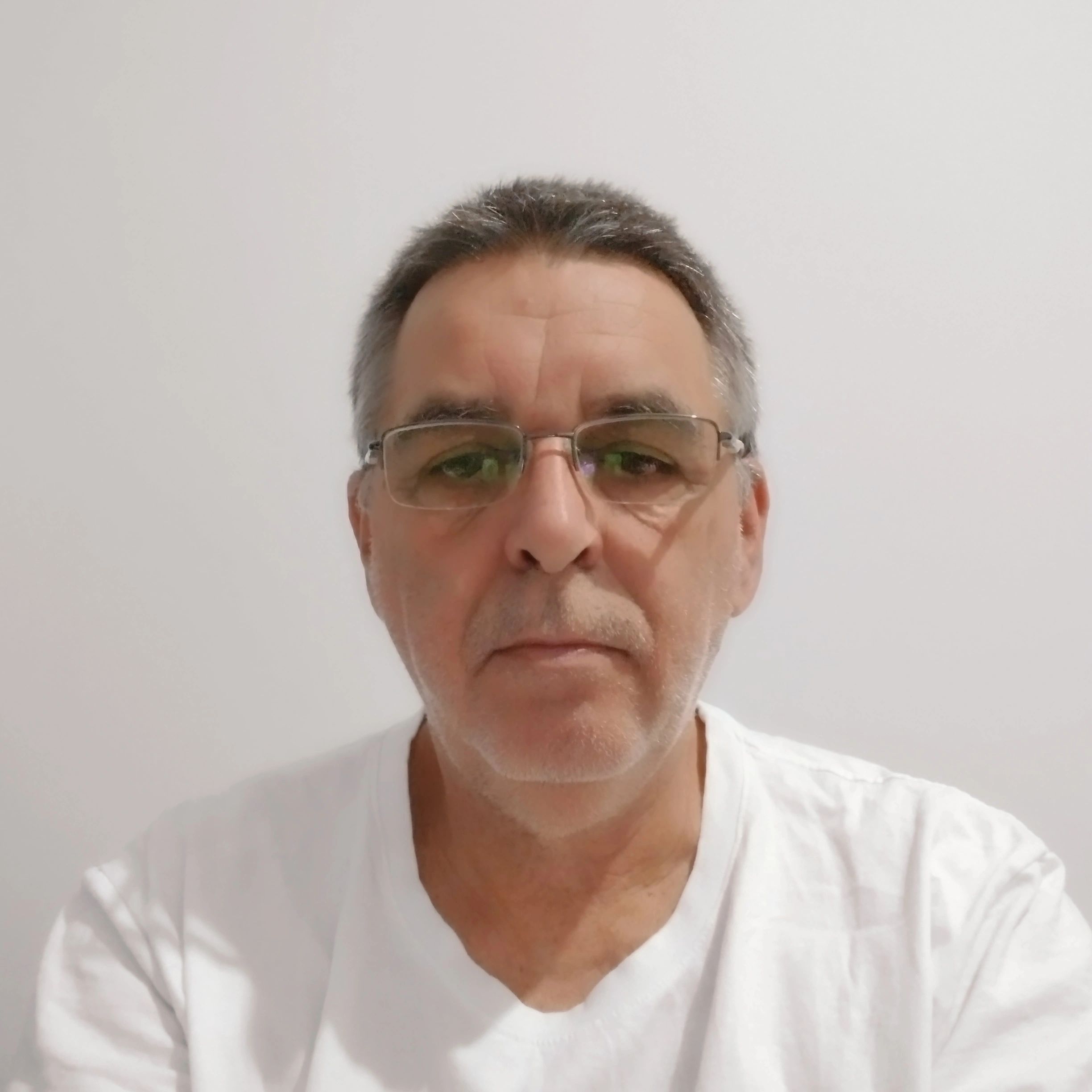 Rogerio Bernardes, massoterapeuta em Alfenas, MG