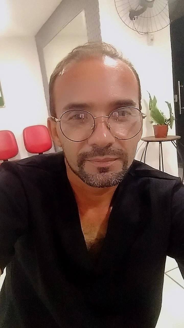 Francisco Ednardo Rocha Diógenes , massoterapeuta em Fortaleza, CE