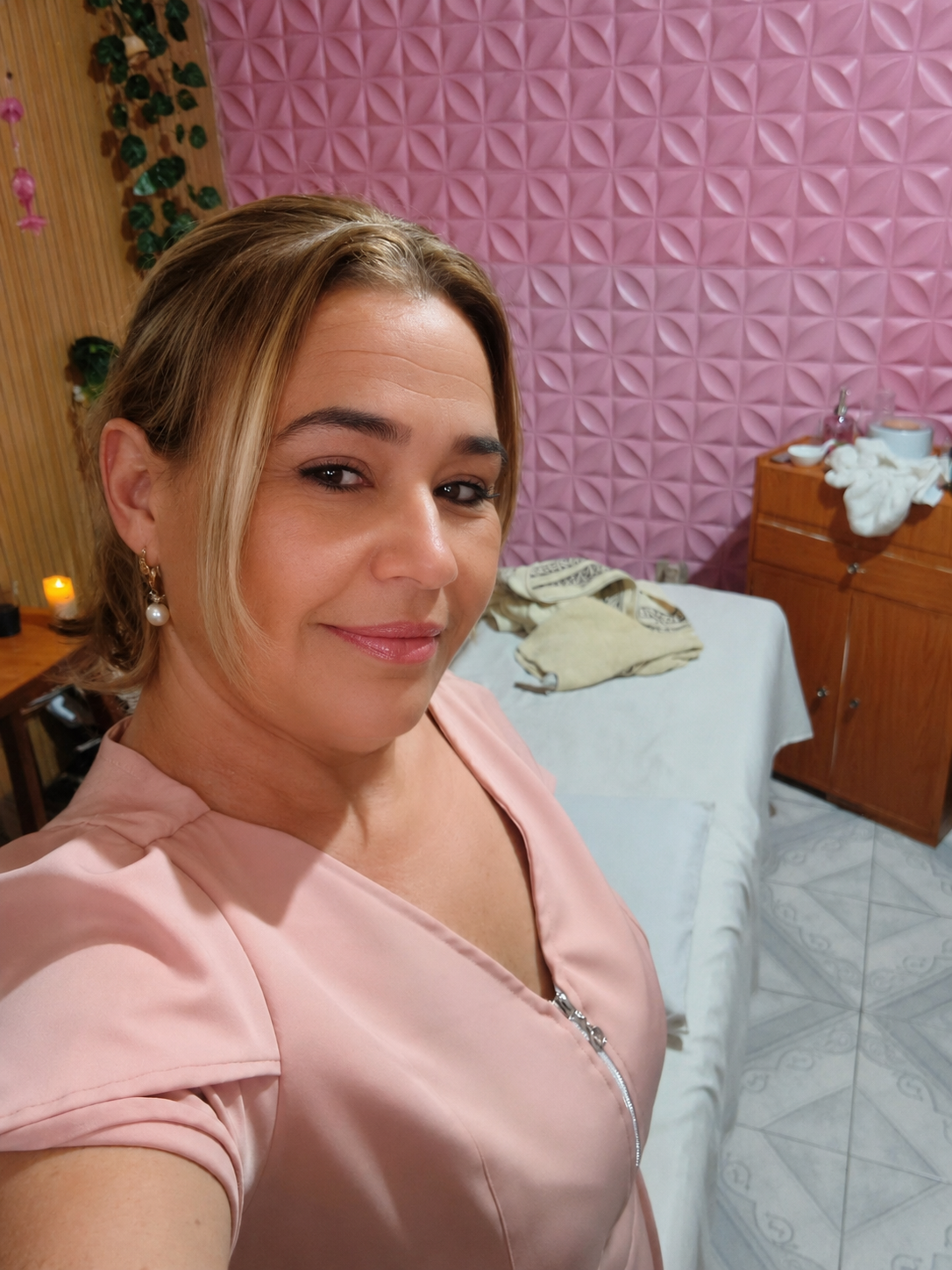 Rosa Maria Morais Pereira, massoterapeuta em Arujá, SP