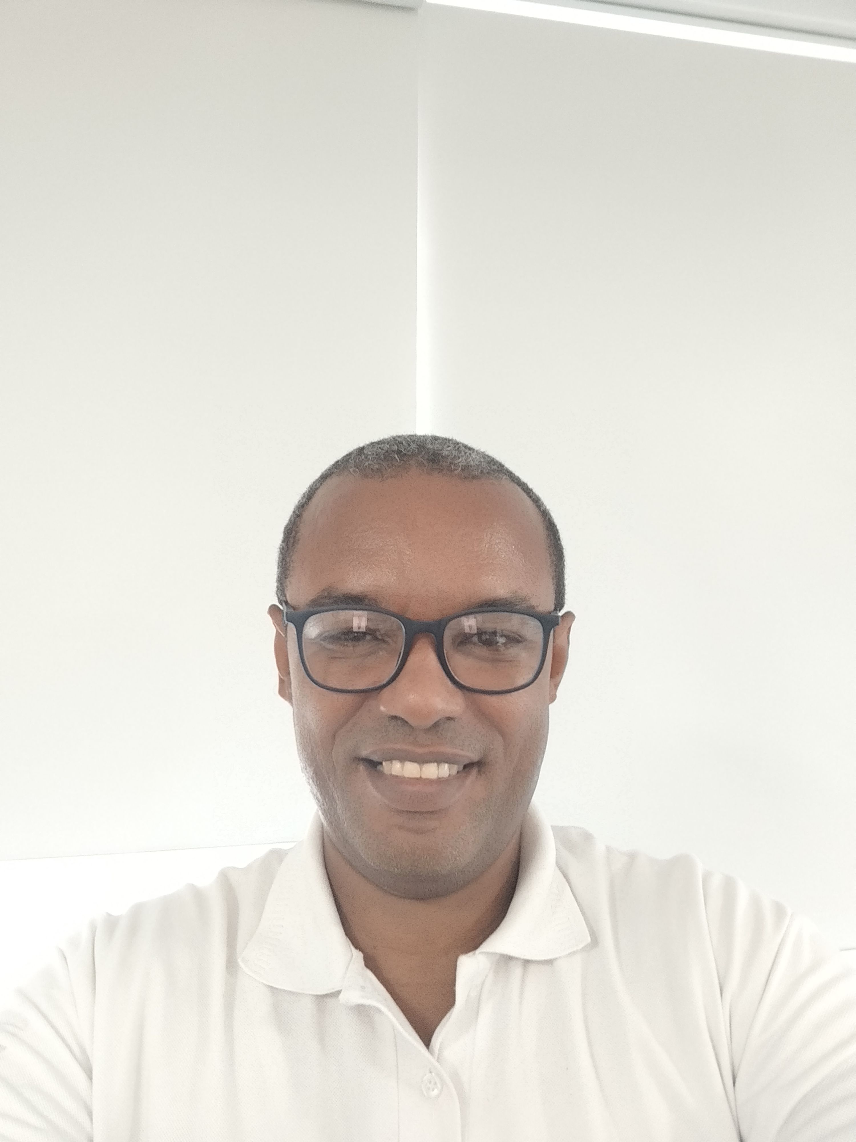 Natanael Miranda Jr , massoterapeuta em Salvador, BA