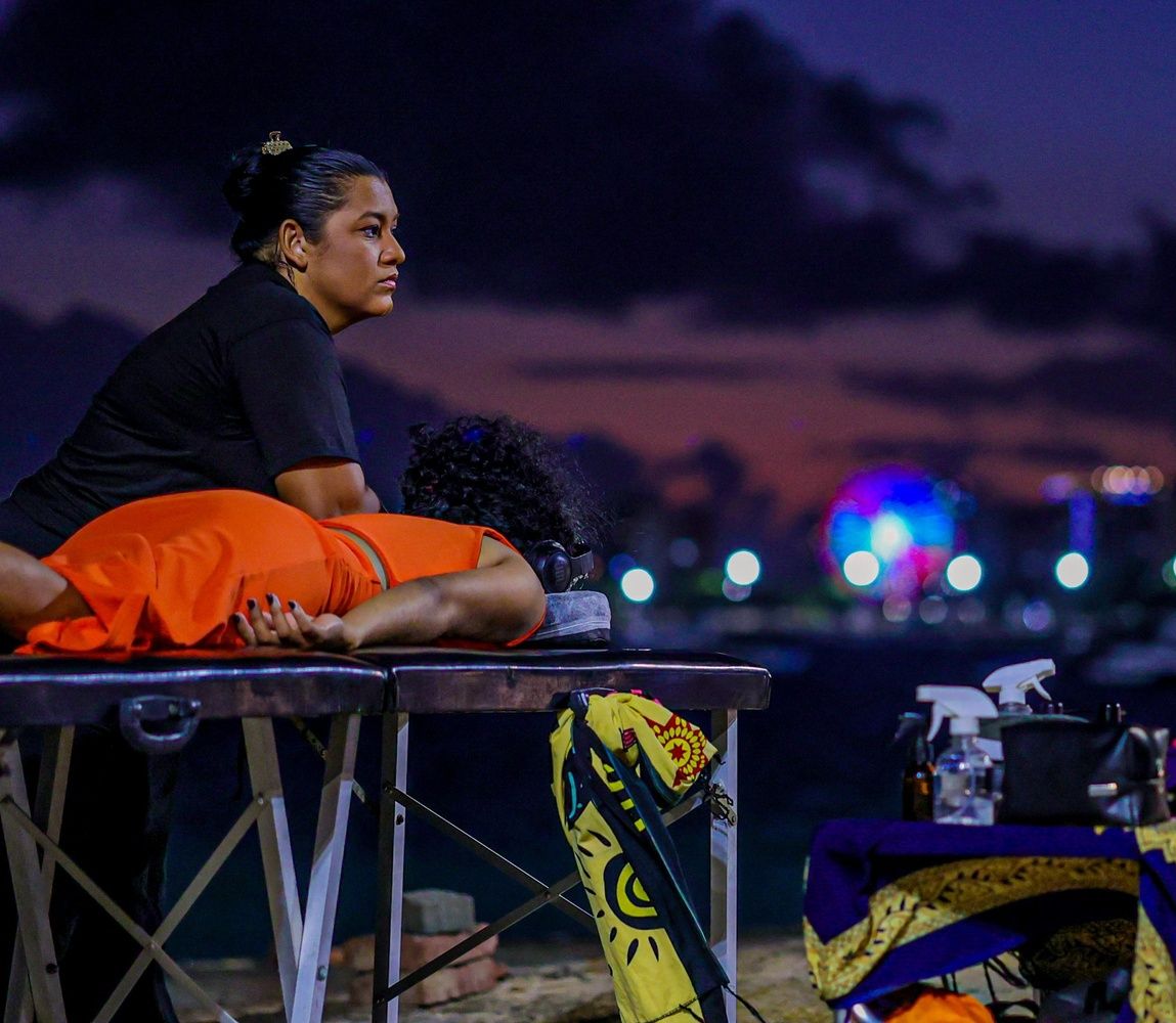 Aline Santana Vasconcelos , massoterapeuta em Maceió, AL