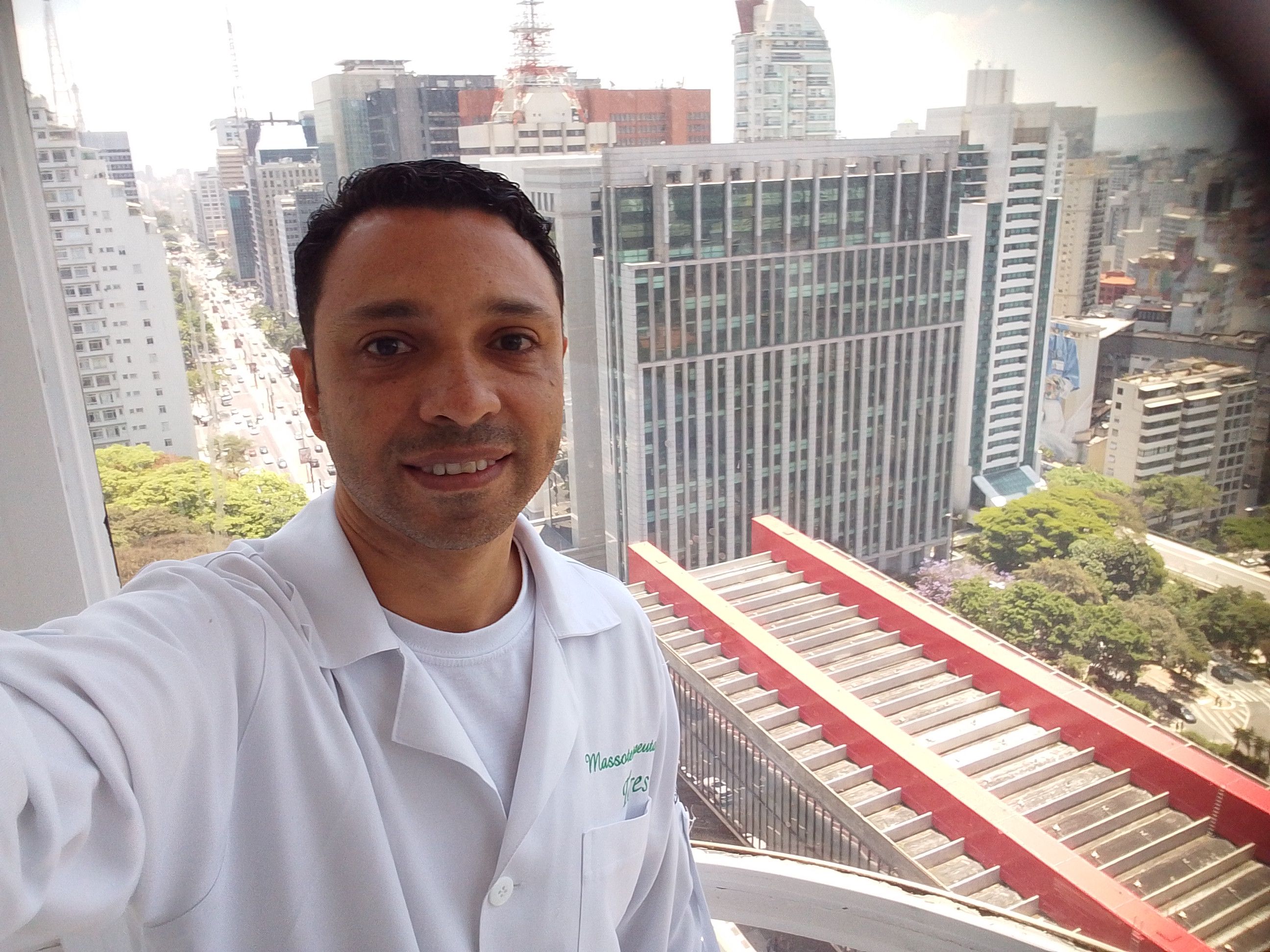 Ezequiel Torres de Oliveira , massoterapeuta em São Paulo, SP