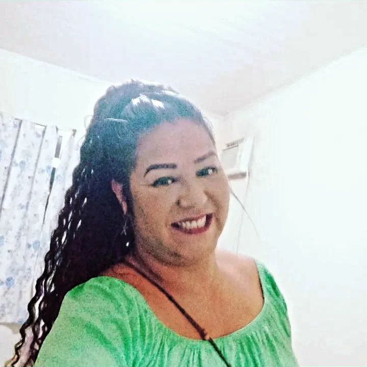 Mônica Barboza, massoterapeuta em Angra Dos Reis, RJ