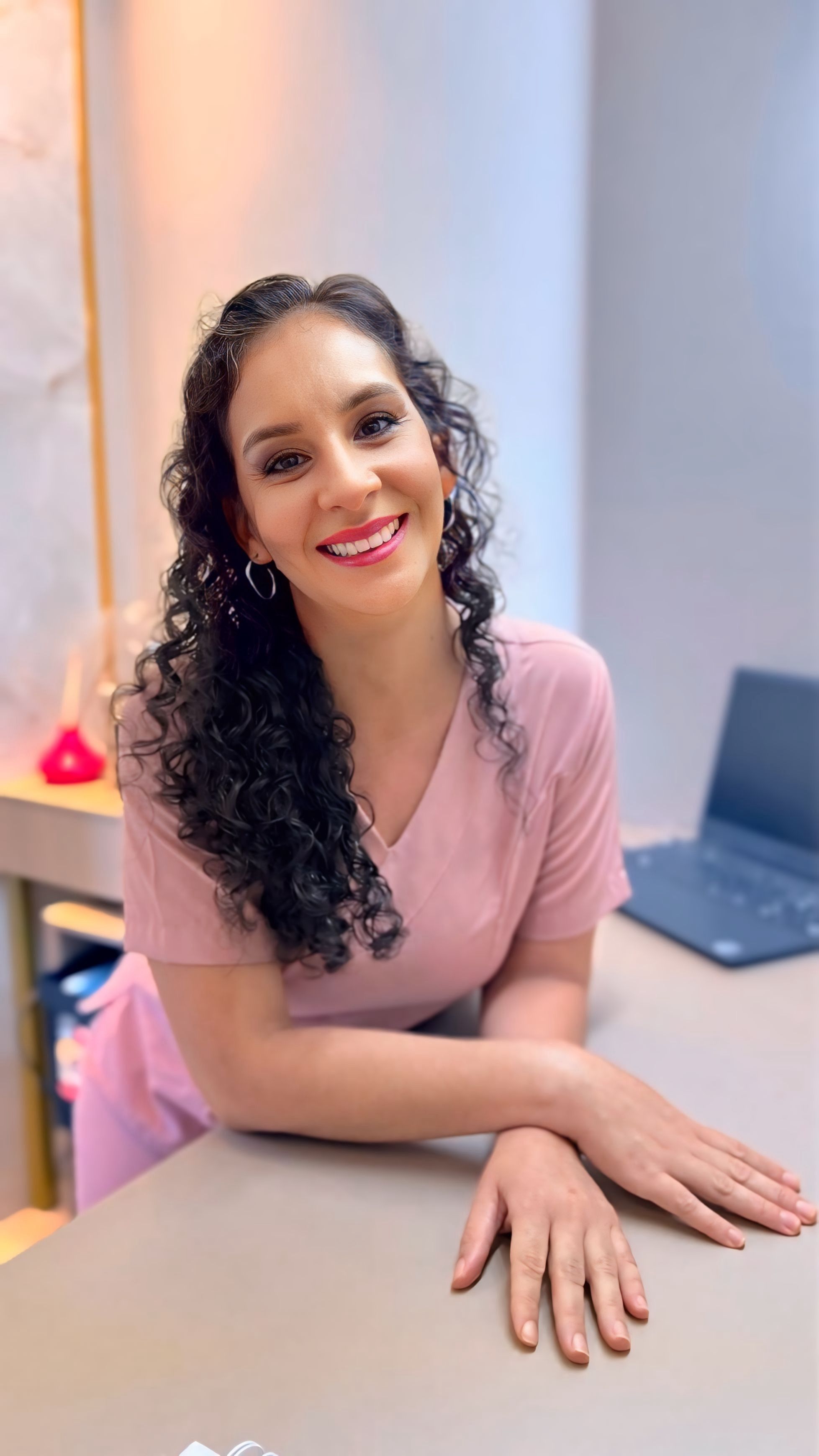 POLLYANNA Soares, massoterapeuta em Teixeira De Freitas, BA