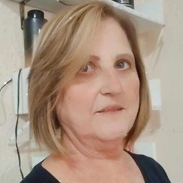 Vânia Denise Bueno , massoterapeuta em Poá, SP