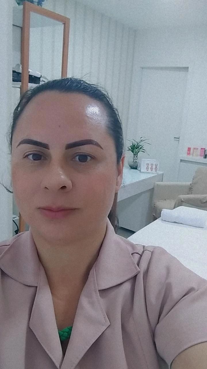 Simone de Morais Variani , massoterapeuta
