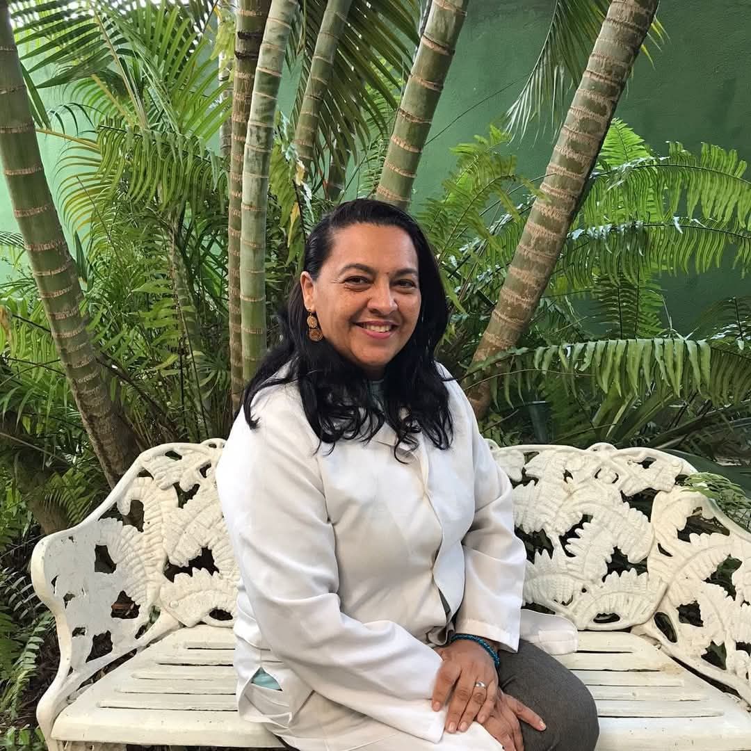 Cynthia Araújo Neves , massoterapeuta em Natal, RN
