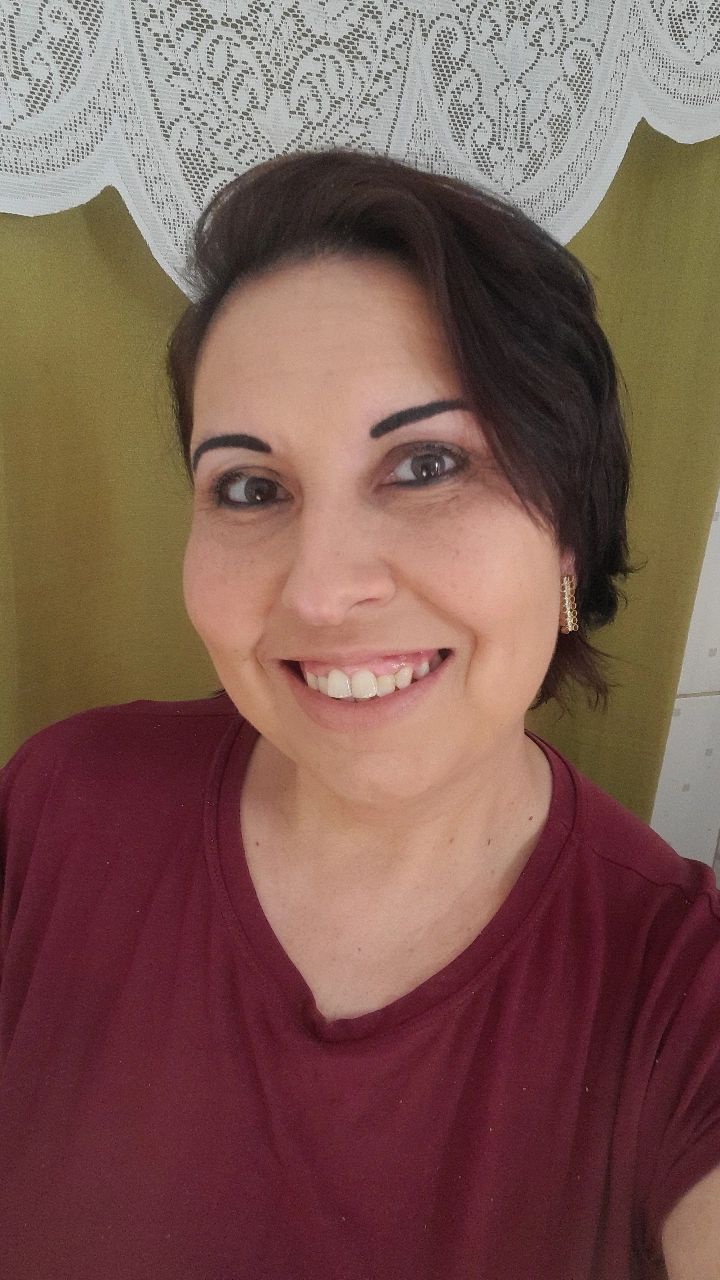 Roseline Maciel , massoterapeuta em Pantano Grande, RS