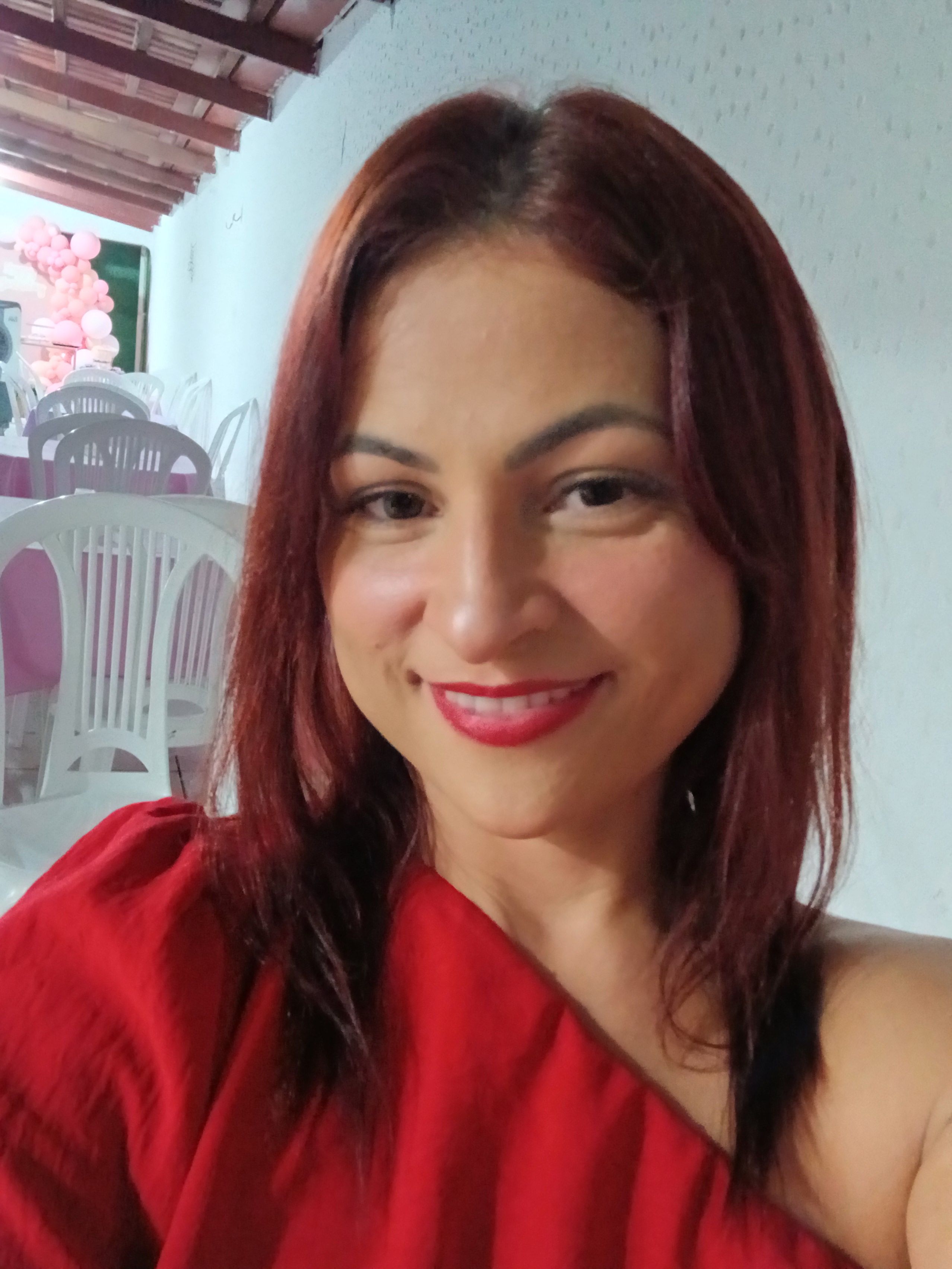 Kelyanne Teixeira Reinaldo , massoterapeuta em Palmas, TO