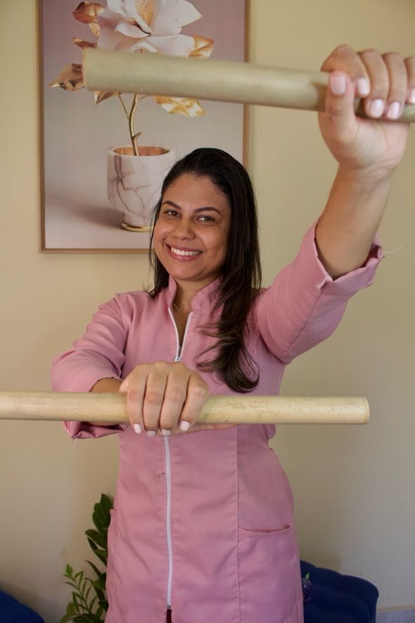 Marta Lojor , massoterapeuta em Luziânia, GO