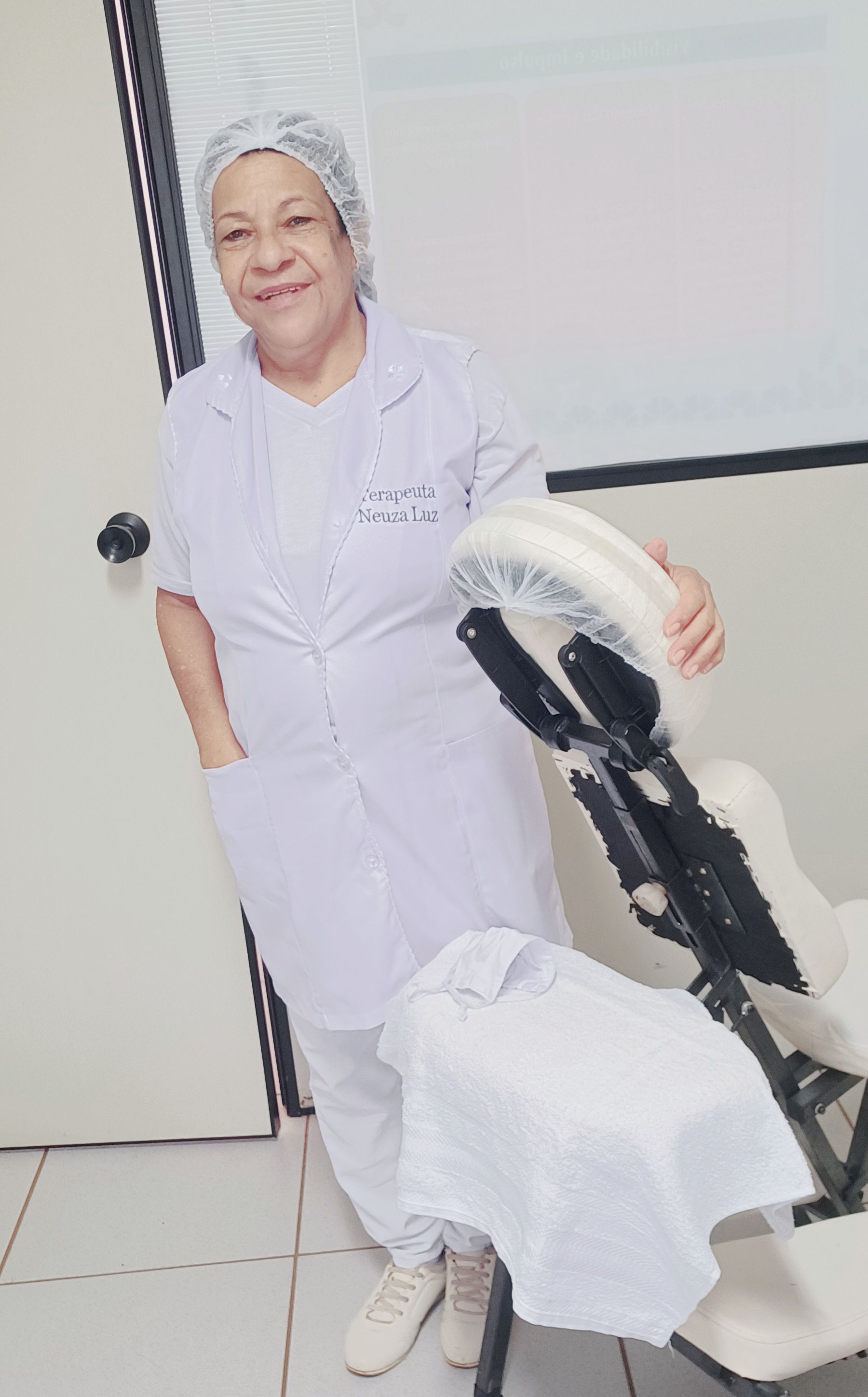 Neusa Rodrigues Luz , massoterapeuta em Sertãozinho, SP