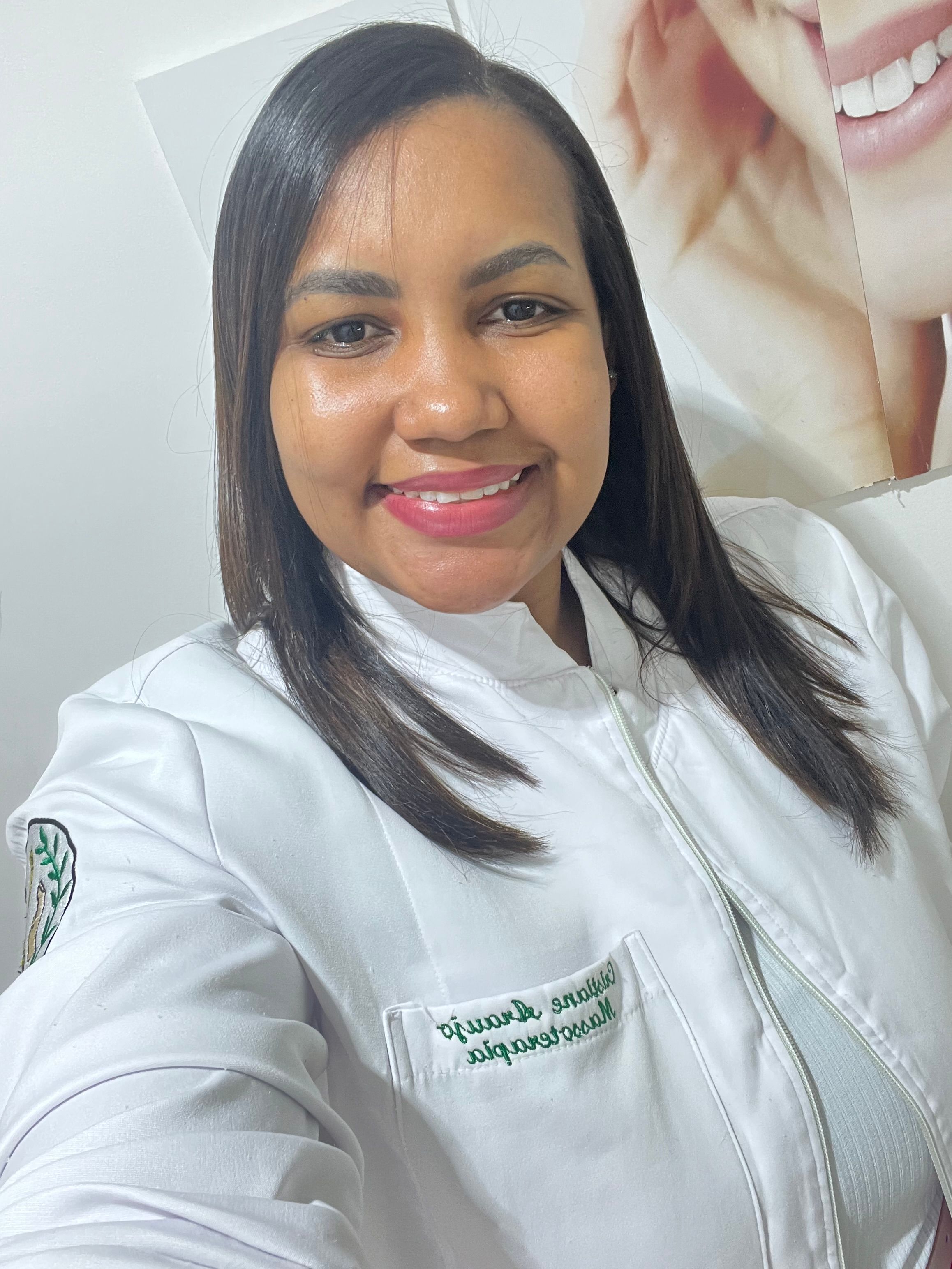 Cristiane Araujo, massoterapeuta em Maricá, RJ