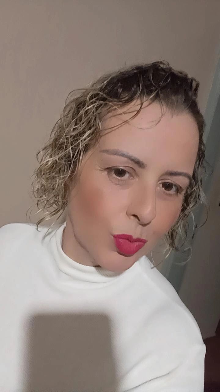 Camila Marques, massoterapeuta em Ribeirão Preto Sp, SP
