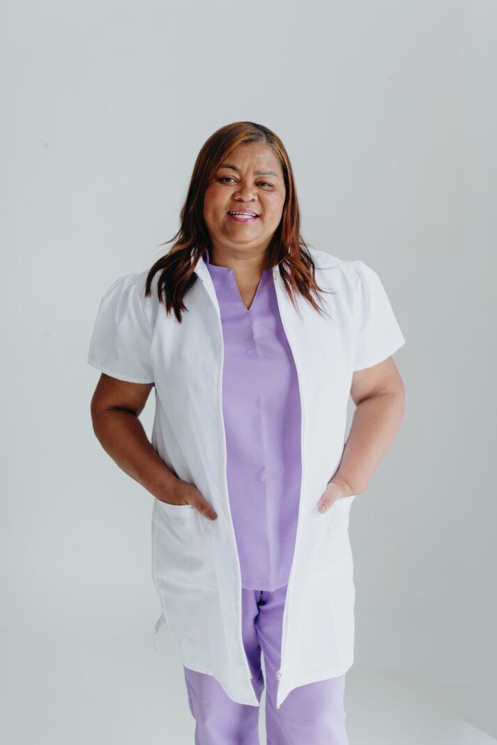 Valdirene Batista de Souza , massoterapeuta em Volta Redonda, RJ